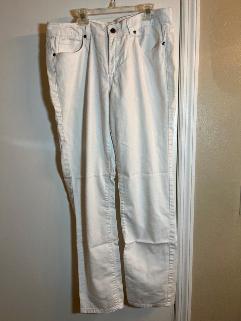 Calvin Klein Jeans Women’s Skinny White Jeans